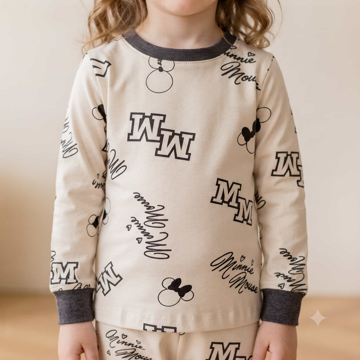 Minnie Mouse Girls Full Sleeves Pajama Set – Cream
