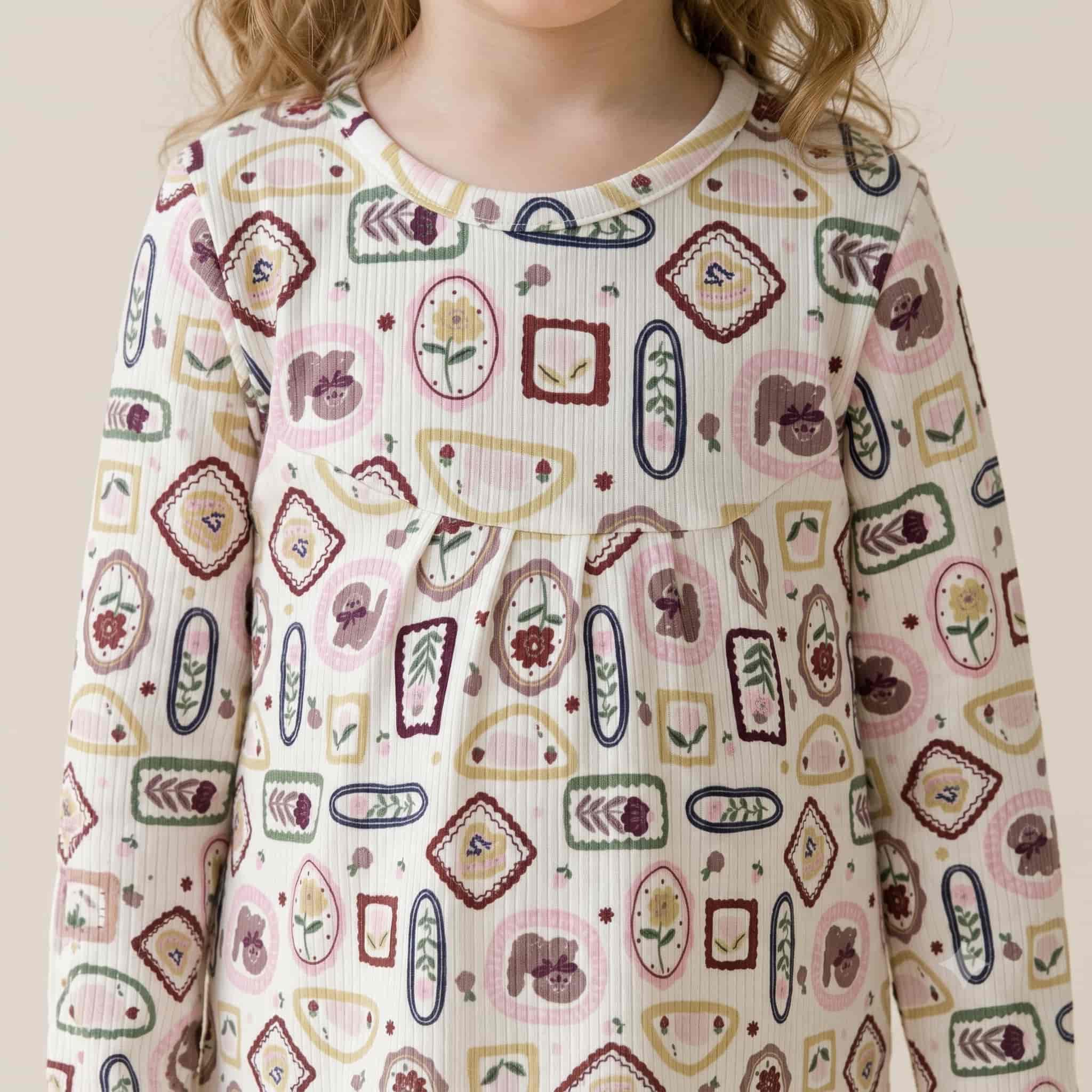 Retro Gallery Girls Full Sleeves Pajama Set - Ivory