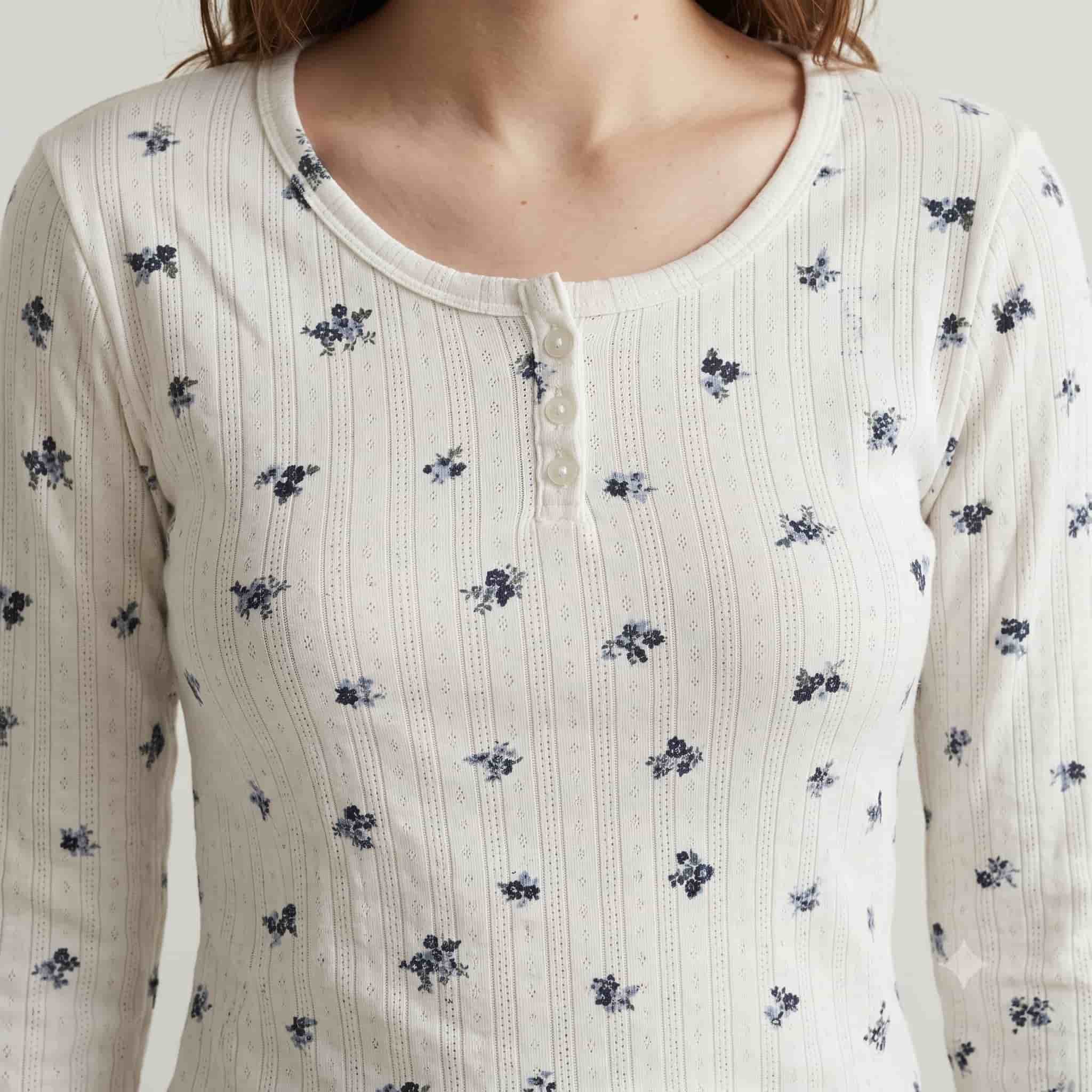 Navy Petals Women Full Sleeves Pajama Set – Ivory