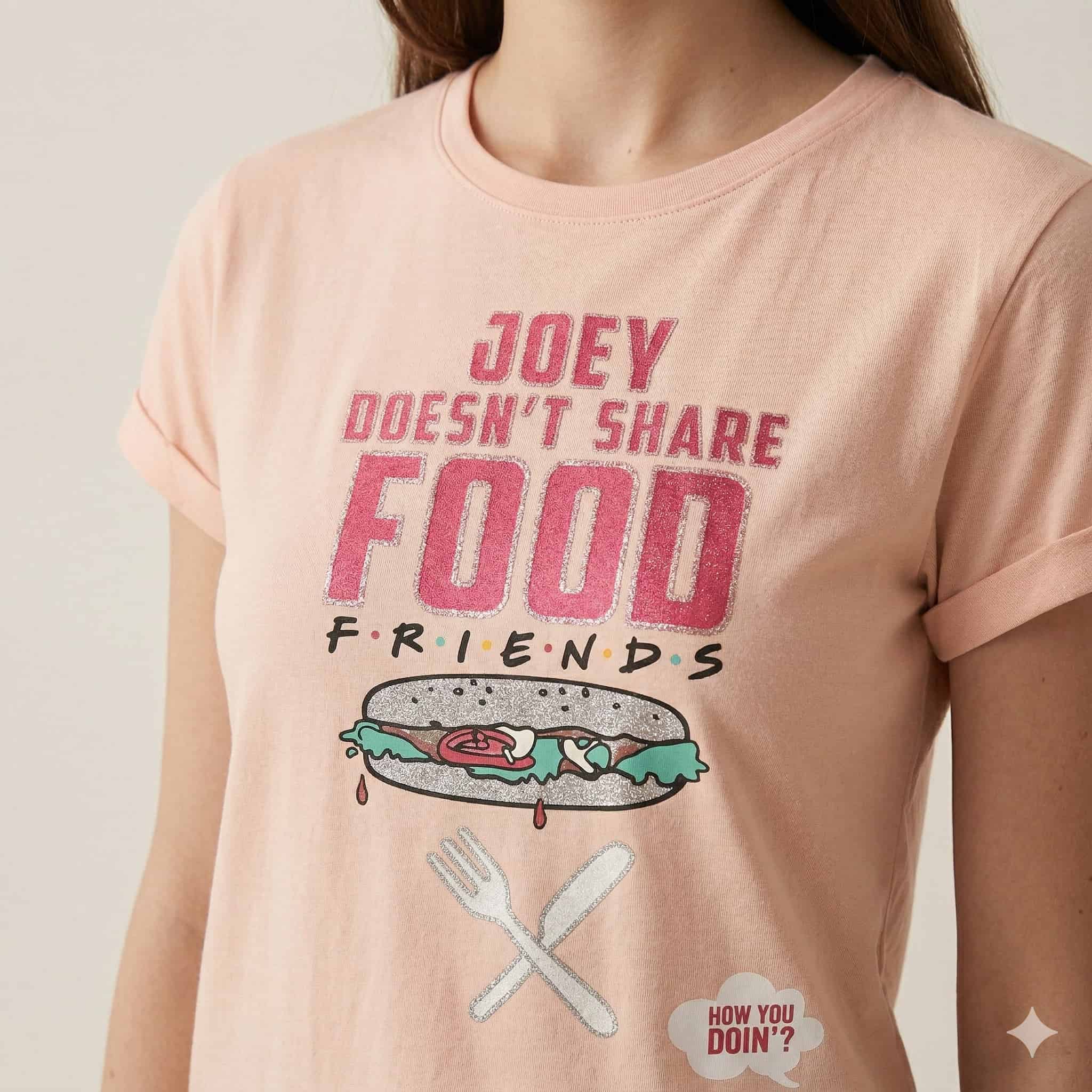 طقم بيجامة نسائية بتصميم FRIENDS - خوخي