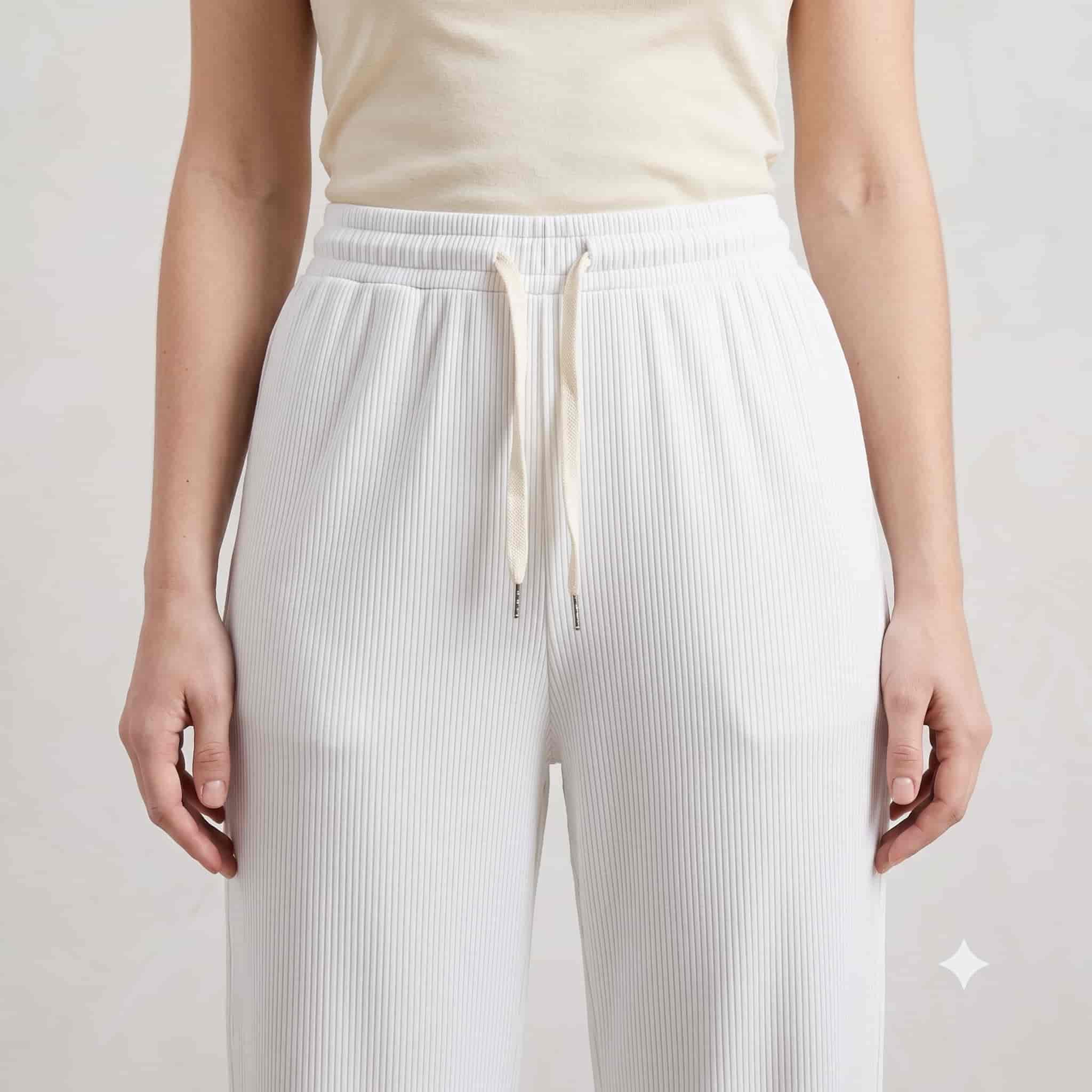 Nordic Aura Women Pants - White