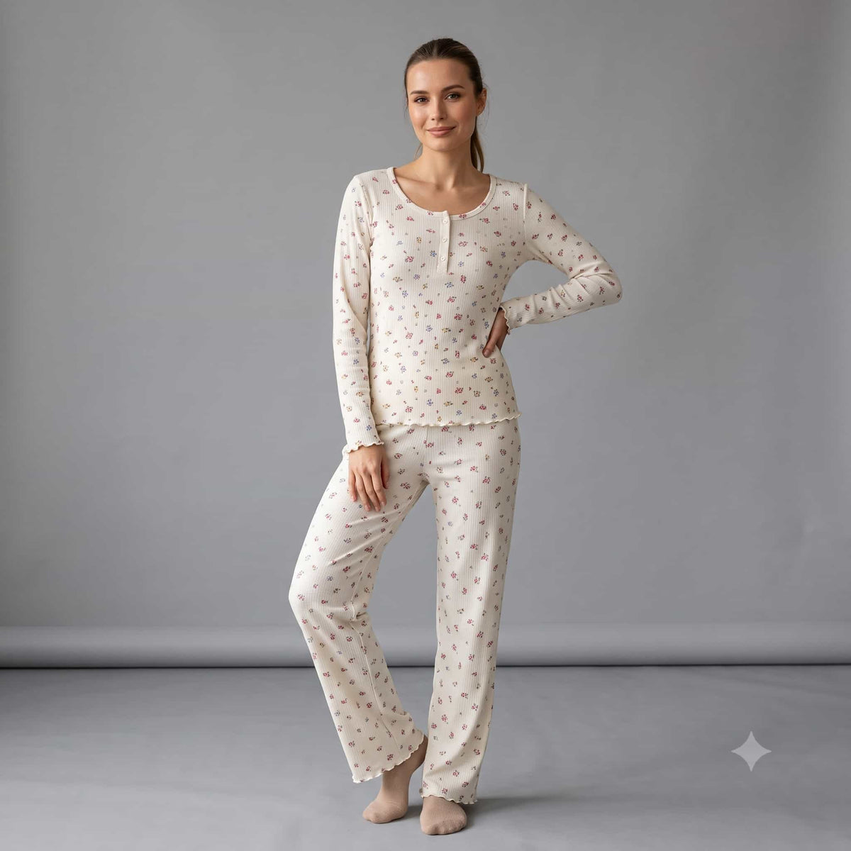 Meadow Muse Women Full Sleeves Pajama Set – Ivory