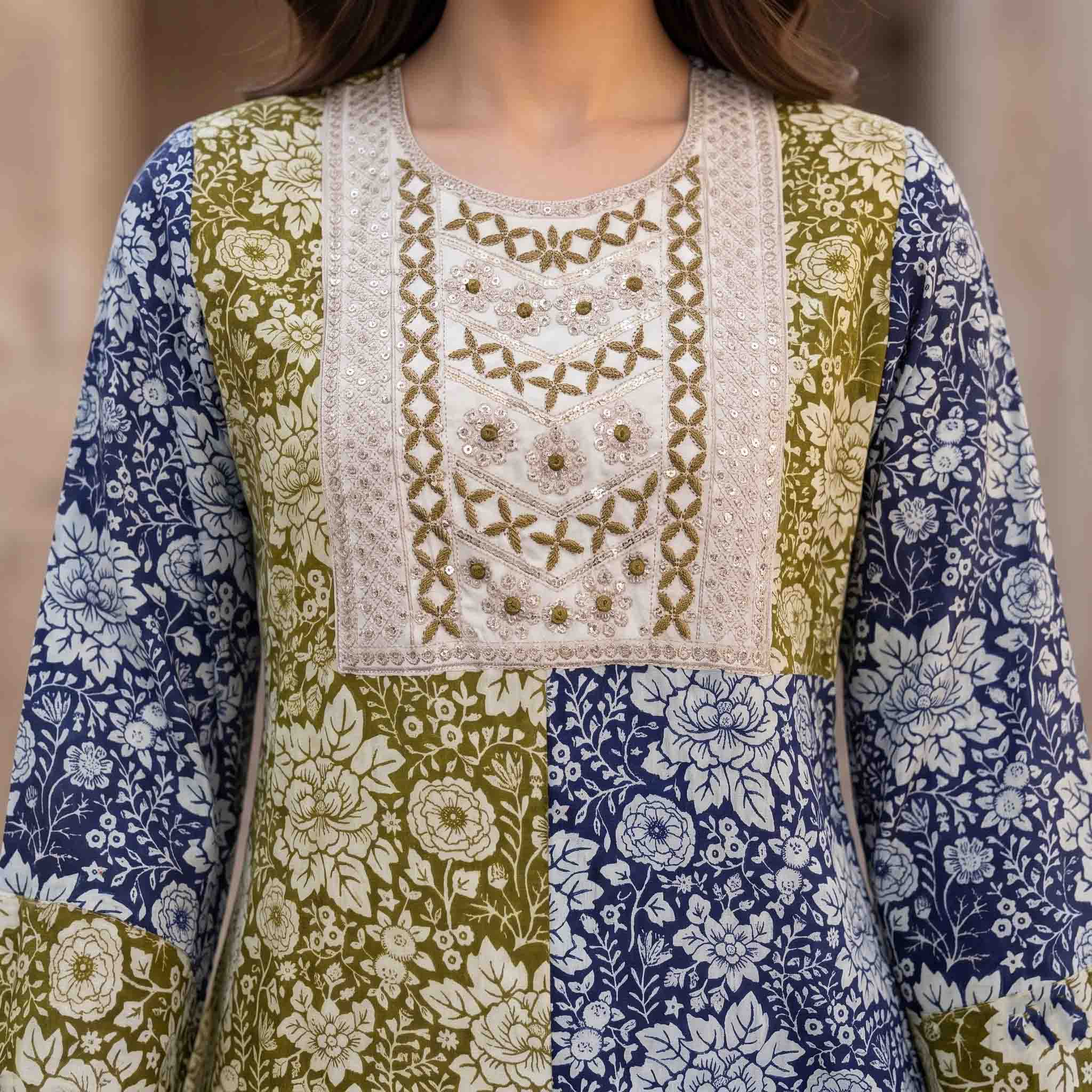 Rose Print Embroidered Neckline women Darra - Green & Navy Blue