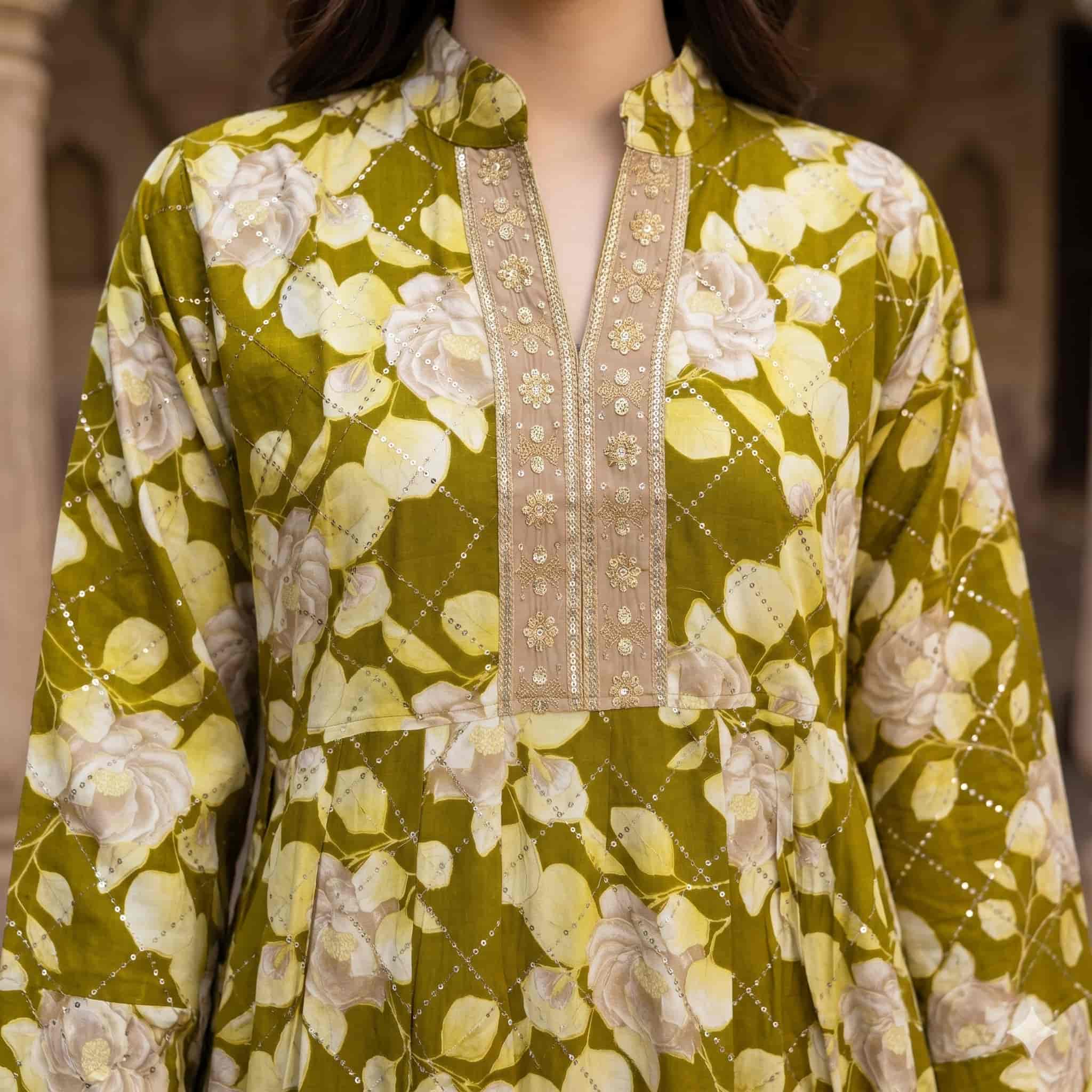 Olive Blossom Women Darra - Green
