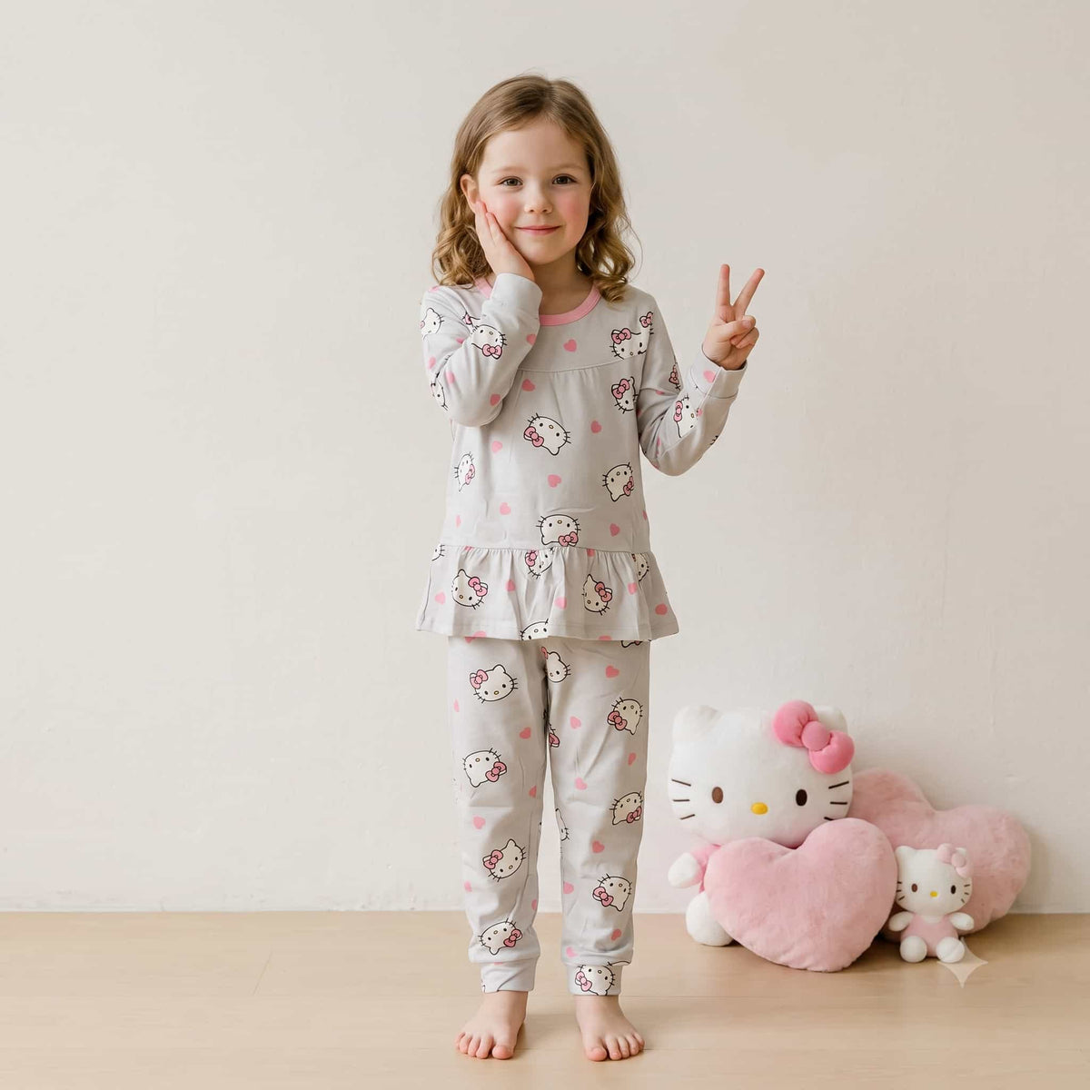 Hello Kitty Girls Full Sleeves Pajama Set – Light Grey