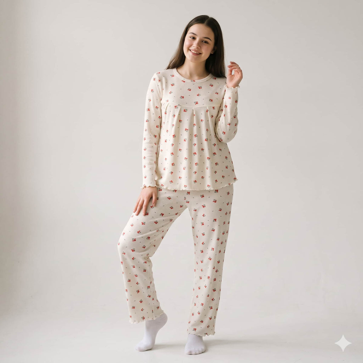 Rosebud Reverie Girls Full Sleeves Pajama Set - White