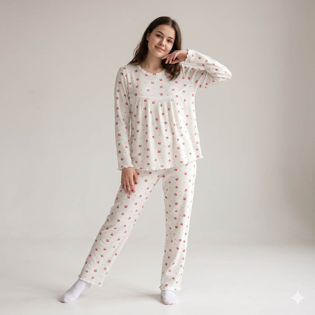 Rosebud Reverie Girls Full Sleeves Pajama Set - White