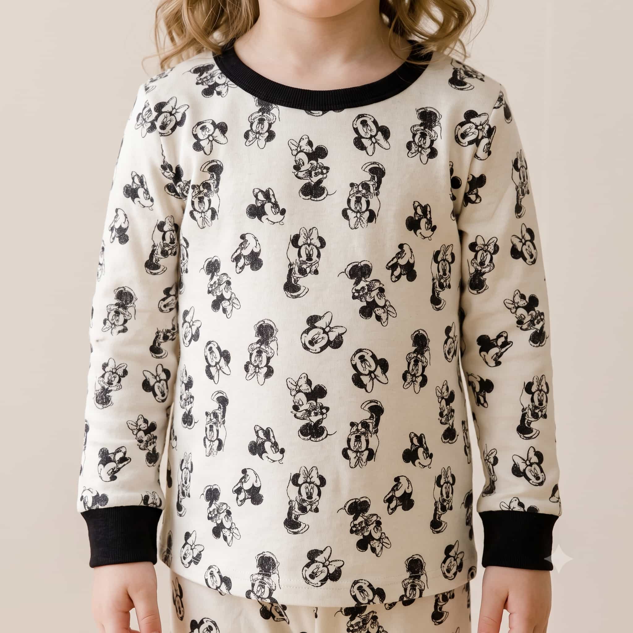 Minnie Mouse Girls Full Sleeves Pajama Set – Cream