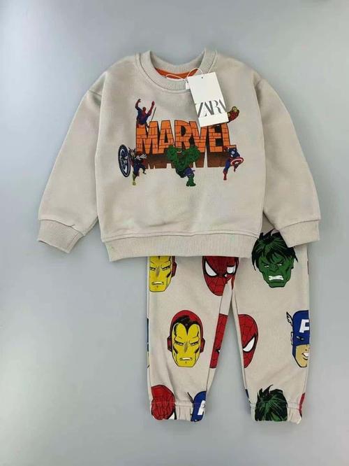 Zara Boys Sets Marvel Heroes Boy Sweatshirt Set- Beige